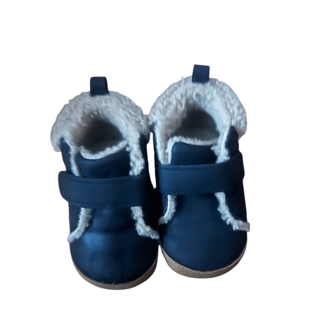 Carter’s 9-12 month boots